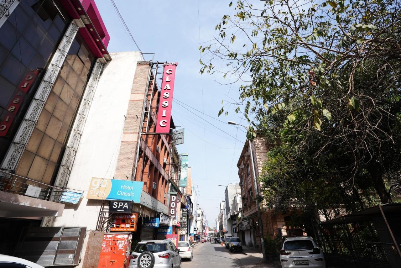 Hotel Classic New Delhi Exterior photo